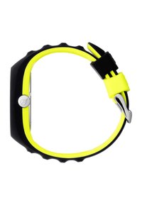 Reloj digital con caja negra y correa de silicona amarilla brillante. Las características incluyen una esfera redonda, herrajes plateados y acentos texturizados.