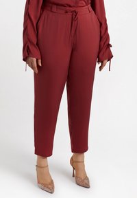 Niet geselecteerd, bordeaux