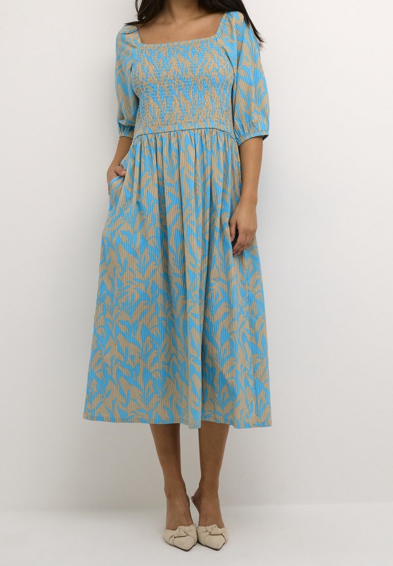 Kaffe Robe de jour - light blue