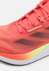 adidas Performance DURAMO SPEED - Scarpe da corsa su strada - preloved scarlet/aurora metallic/solar red