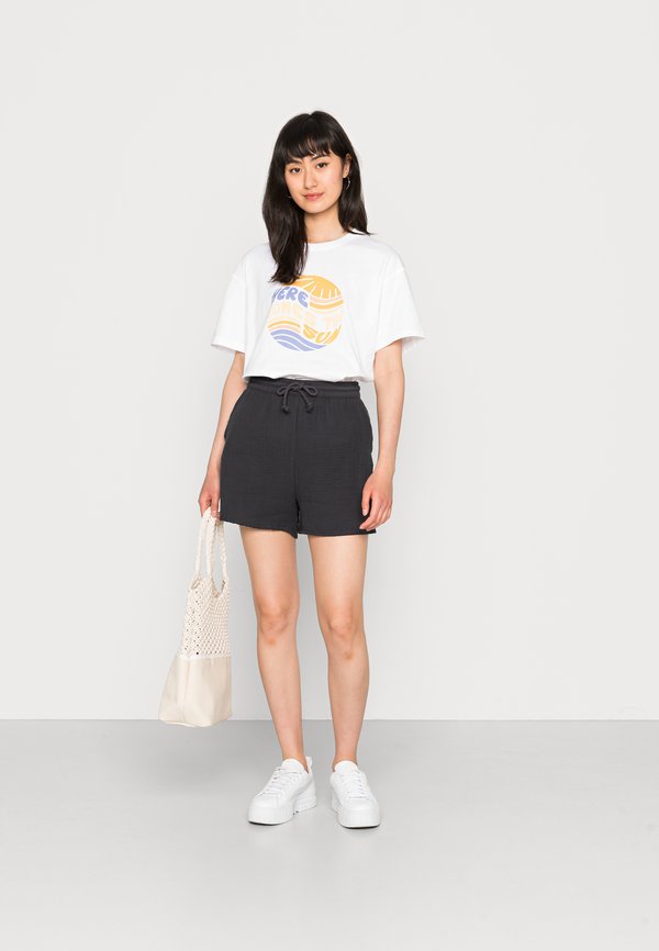 ONLTHYRA - Shorts - phantom3