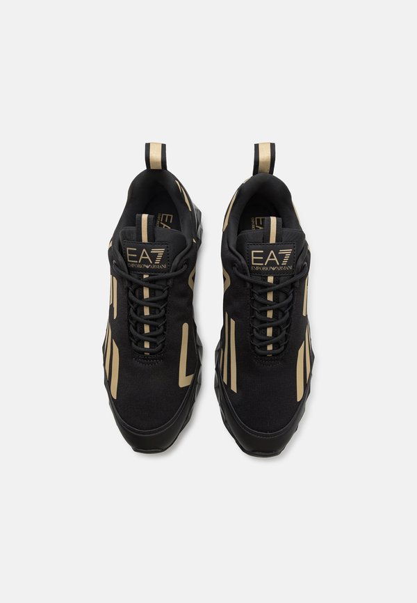 ULTIMATE C2 COMBAT CORE UNISEX - Trainers3