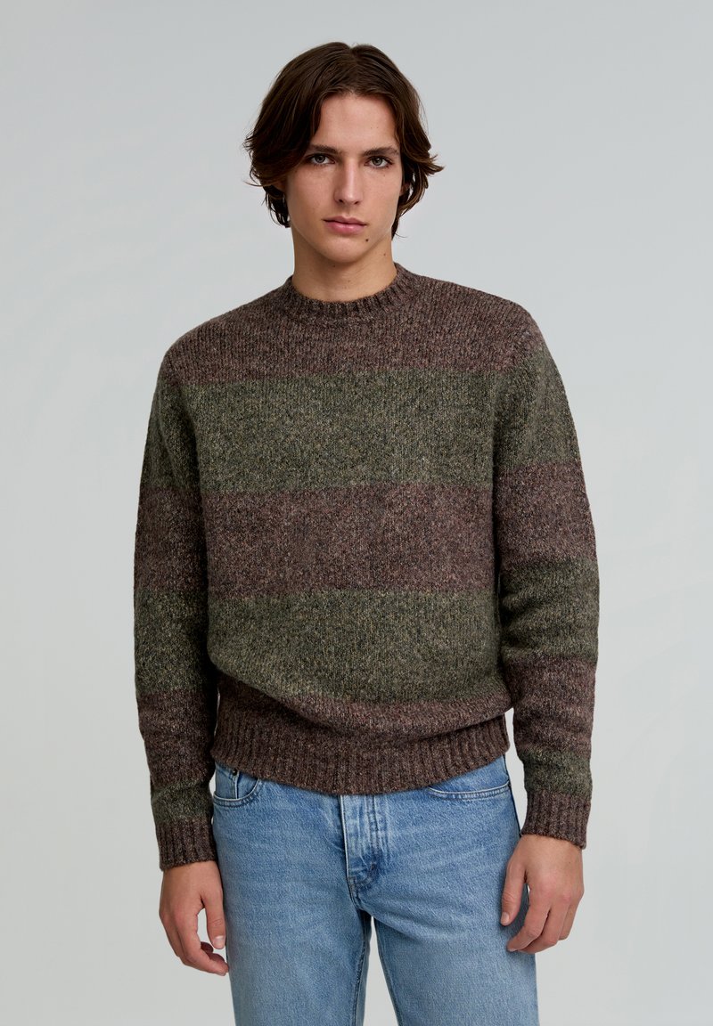 Scalpers ICON SAUNDER STRIPES - Strickpullover - brown