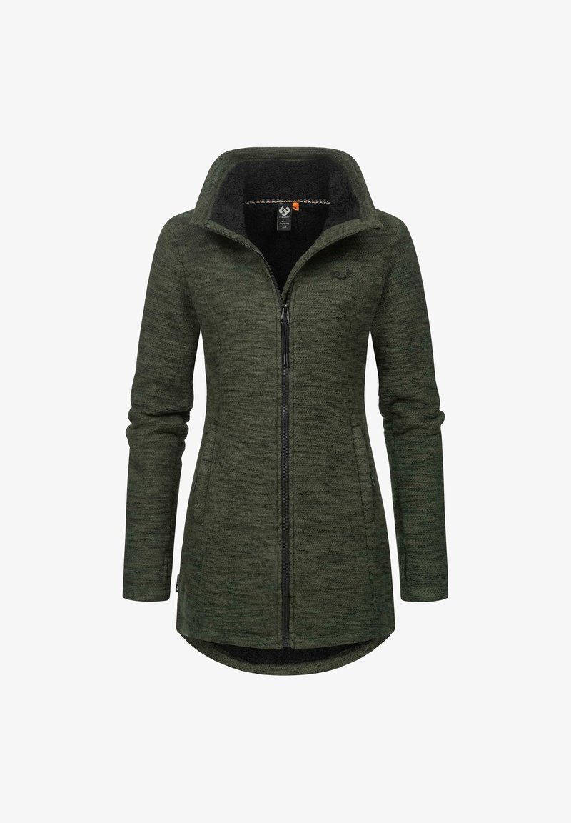 Veste en polaire verte avec un col haut, fermeture éclair sur toute la longueur et deux poches latérales. Tissu texturé et détail de couture incurvée au bas.