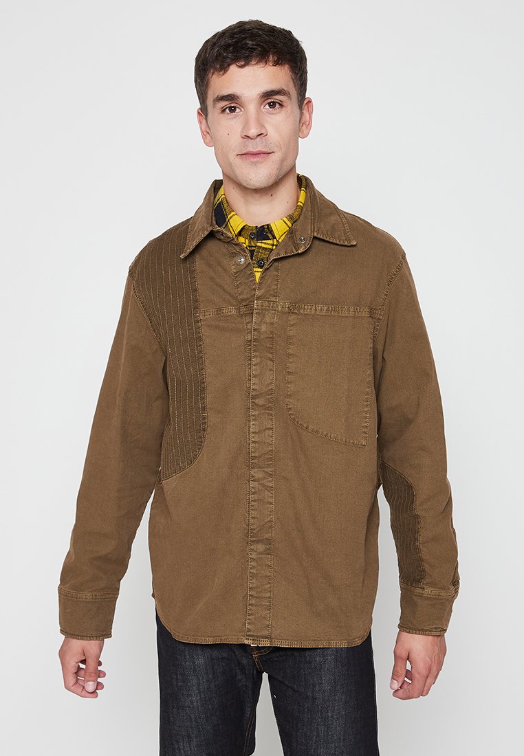 Camisa