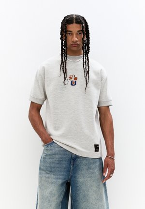 SHORT SLEEVE INTERLOCK WITH EMBROIDERY - Potiskana majica - light grey