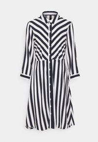 Abito button-up con righe verticali blu navy e bianche, colletto, maniche a tre quarti e orlo svasato. Tessuto morbido e leggero.