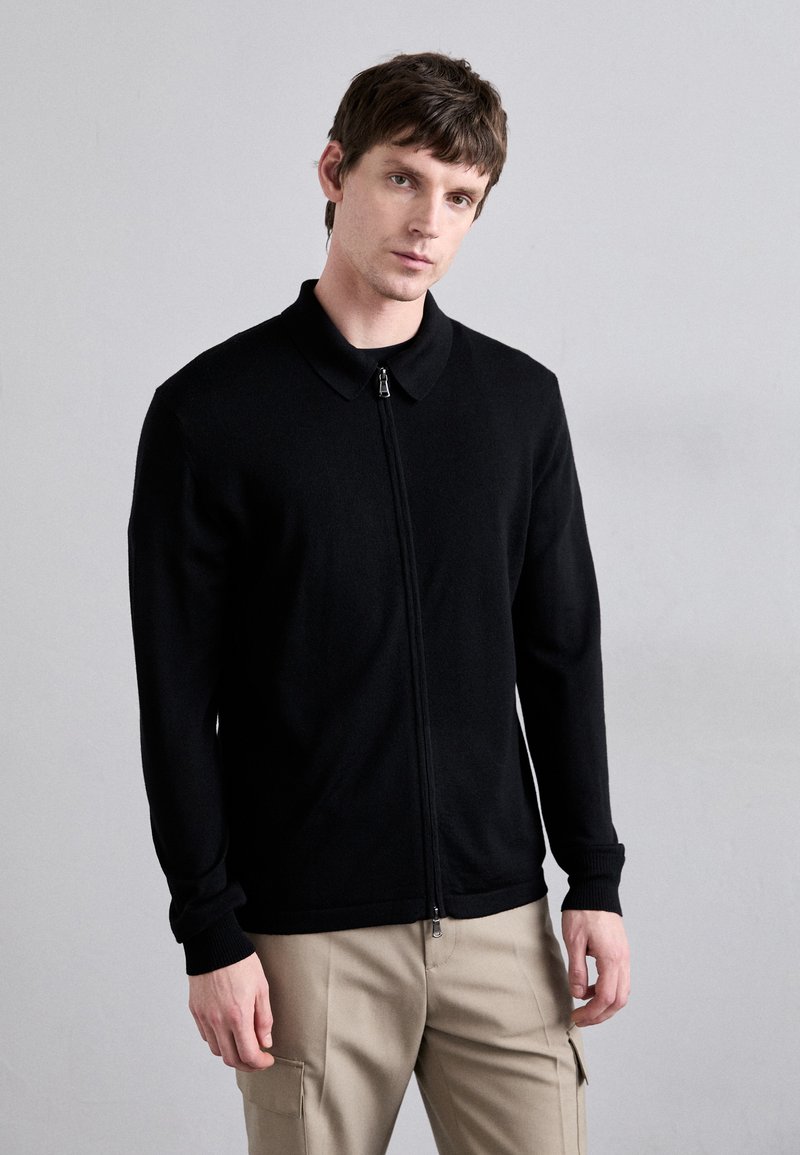 J.LINDEBERG - KALEB LIGHT CARDIGAN - Chaqueta de punto - black, Ampliar