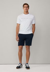 Hackett London ROYAL TIPPED TEE - Tričko s potlačou - white