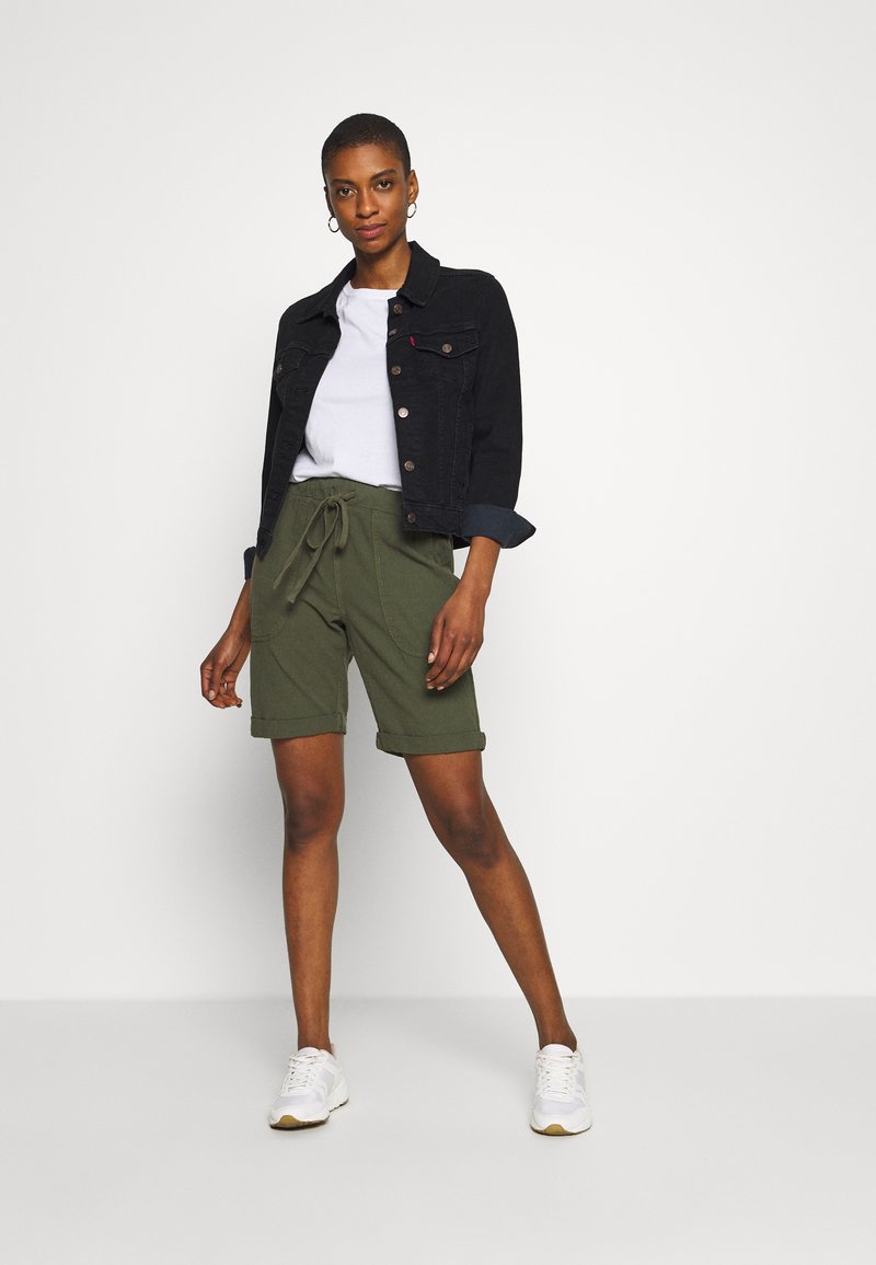 Short Femme Denim & Co Vert Kaki 100% Coton Taille 8 - Occasion Très Bon état
