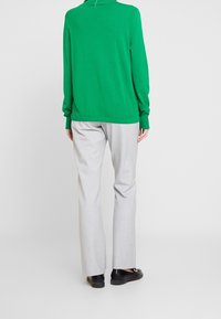 Taifun Sweter