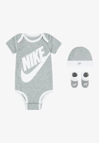 Unselected, dark grey heather