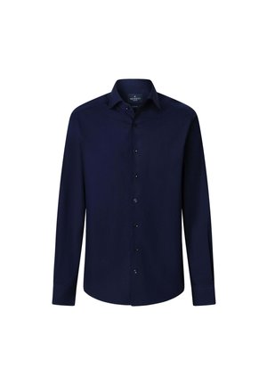 Námornícky modrá košeľa s dlhým rukávom vyrobená z hladkej tkaniny, s gombíkovou prednou časťou, jednoradovými manžetami a klasickým dizajnom goliera.