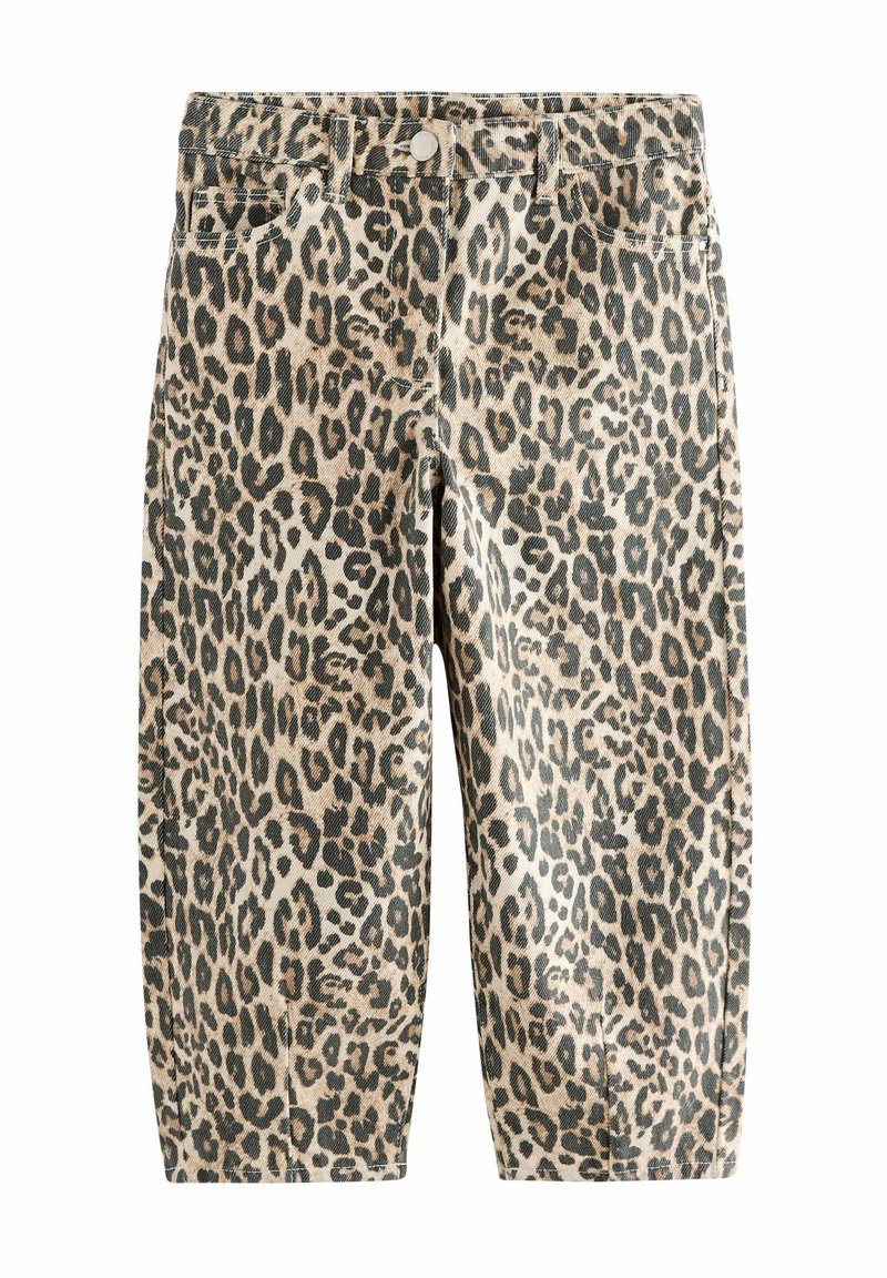 Pantalon court avec imprimé léopard beige, noir et marron, doté d'un bouton à l'avant, de passants pour ceinture et de poches avant.