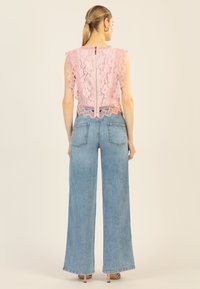Apart Top - mauve