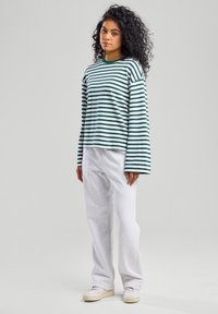 America Today Camiseta de manga larga - white green