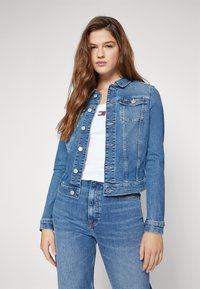 Tommy Jeans VIVIANNE JACKET  - Chaqueta vaquera - denim medium