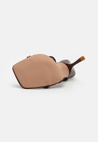 Simmi London MACIA - Sandali con tacco - chocolate