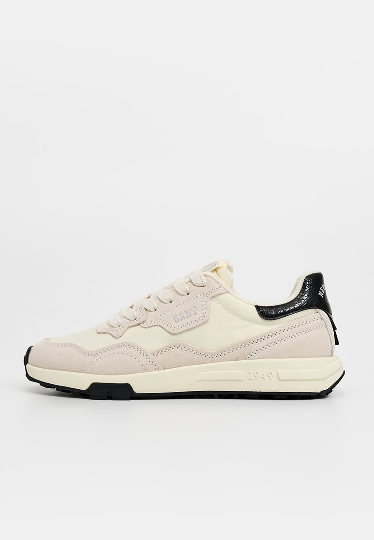 Sneaker low