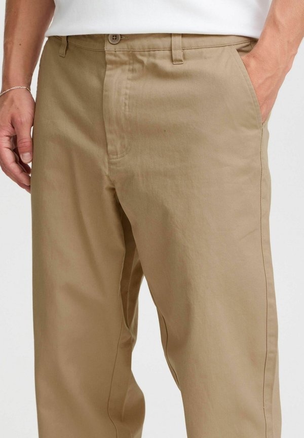 SDMATT LIAM CHINO REGULAR FIT - Chinos - starfish2