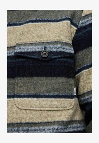 Unselected, sky captain