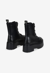 Bosanova Botines con cordones - black