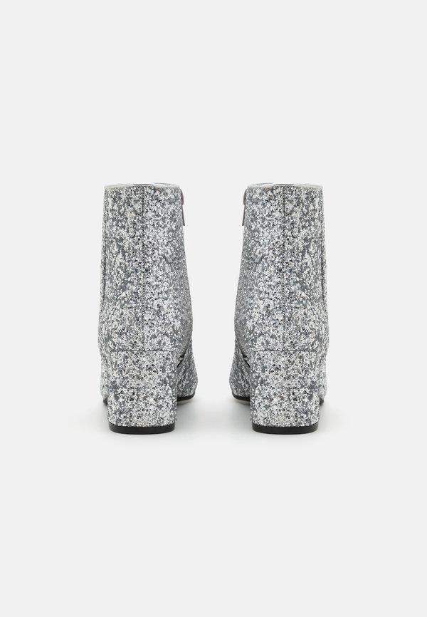 Ankle boots - silver2