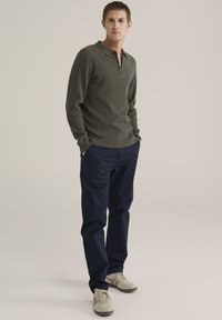 WE Fashion FUNDAMENTALS - Polo krekls - dark green