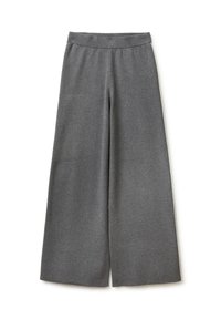 Pantalones de pierna ancha, grises, hechos de una tela suave con una cintura elástica. Presentan un diseño limpio y minimalista, sin patrones ni acentos visibles.