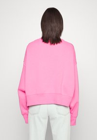 Nike Sportswear CREW - Camisola - pinksicle