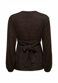 Mørkebrun langærmet top med struktureret stof og et bundet sløjfedetalje bag på taljen.