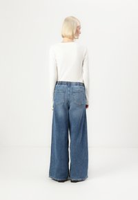 GAP PULL ON WIDE LEG - Jean boyfriend - medium wash