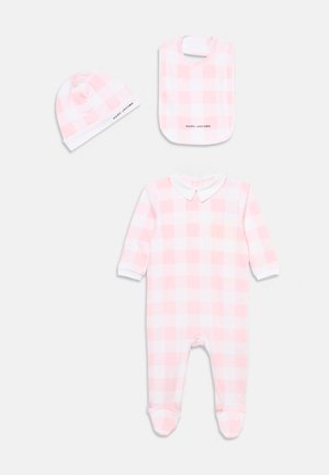SET - Muts - pink