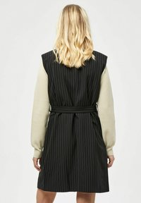 Desires KRISI - Freizeitkleid - black