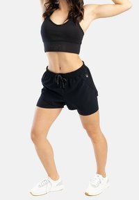 Spyder Träningsshorts - black