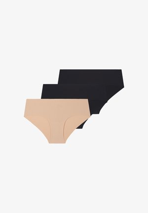 Drie naadloze damesbroekjes in een gestapelde opstelling, met twee zwarte paren achter één beige paar, op een effen witte achtergrond.
