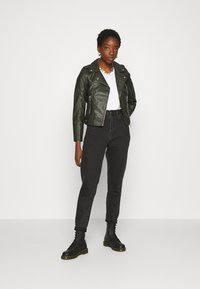 Vero Moda VMKERRIULTRA  - Casaco de pele sintética - rosin