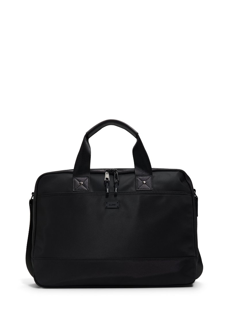 Svart tygdatorväska med dubbla handtag på toppen, två dragkedjor och en strukturerad lapp med logotyp. Fyrkantig form med förstärkta hörn.