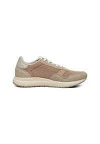 Sneaker beige con tomaia in rete, dettagli in suede e un tallone testurizzato. Punta arrotondata e design con lacci, con intersuola imbottita.