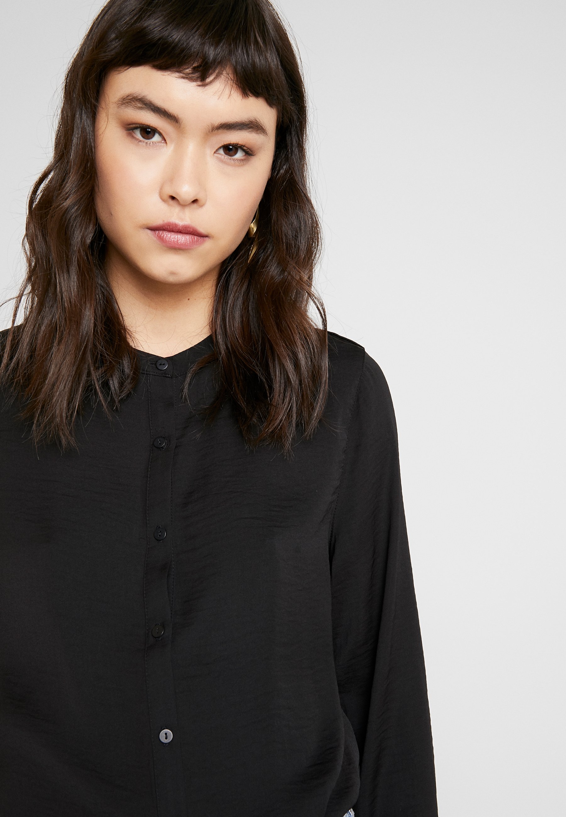 Moss Copenhagen LUELLA Bluser black Zalando.no Moss Copenhagen KORALINE - Bluser - dark blue