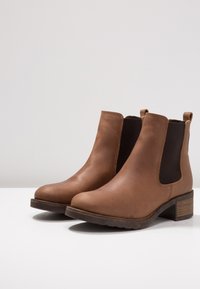 Pavement CHRISTINA  - Botine clasice - tan
