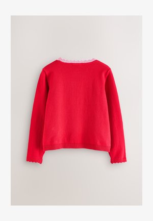 Suéter rojo de punto con mangas largas, puños con bordes ondulados y cuello de canalé a rayas. Textura suave, diseño corto, color sólido.