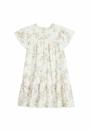 Weißes Kleid mit braunen Blumenmustern, kurzen, flatternden Ärmeln, einem gerafften Taillenbereich und einem gestuften, rüschierten Saum. Weiche Stofftextur.