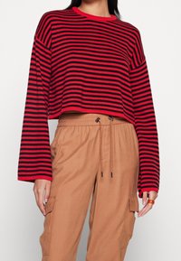 Monki Maglione - black