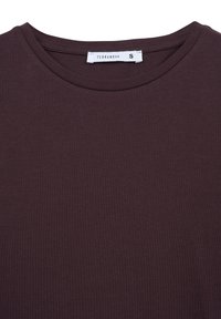 Bordowa koszulka z miękkiej bawełny, z okrągłym dekoltem i prostą, gładką fakturą. Metka informuje o marce "TERRANOVA" oraz rozmiarze "S."