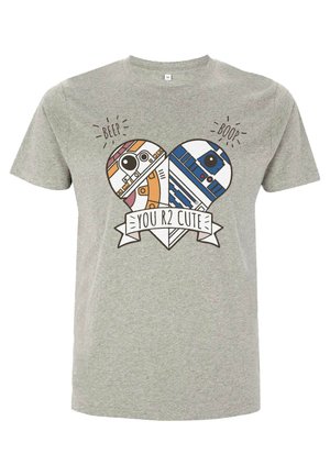 Grijze katoenen T-shirt met een hartontwerp van R2-D2 en BB-8, met de tekst "JIJ R2 SCHATTIG" eronder en speelse geluidswoorden erboven.