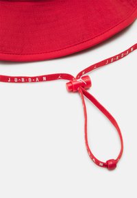 Jordan APEX BUCKET JUMPMAN - Kepurė - lobster/black/white