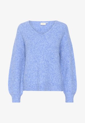 Pull bleu clair à col en V avec une finition douce et texturée, épaules tombantes, et des poignets et un ourlet côtelés. Présente une coupe décontractée.