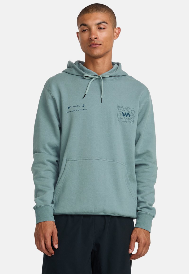 Jasny, tealowy, rozpinany sweatshirt z miękkiego materiału z kieszenią typu kangur. Logo nadrukowane na klatce piersiowej i rękawie. Żebrowane mankiety i dół.