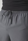 SPORT ESSENTIALS 5" - Sports shorts - graphite
